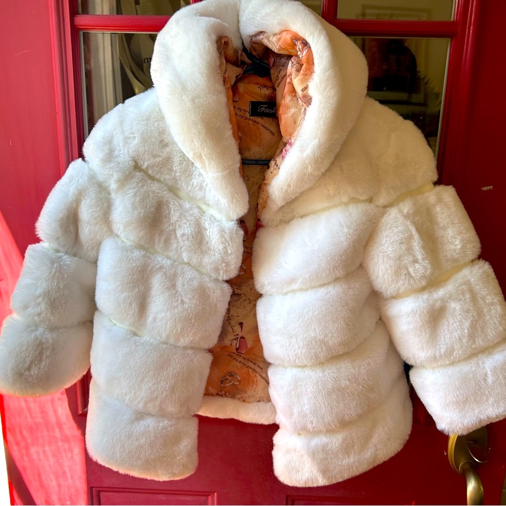 Cropped White Faux Fur Jacket